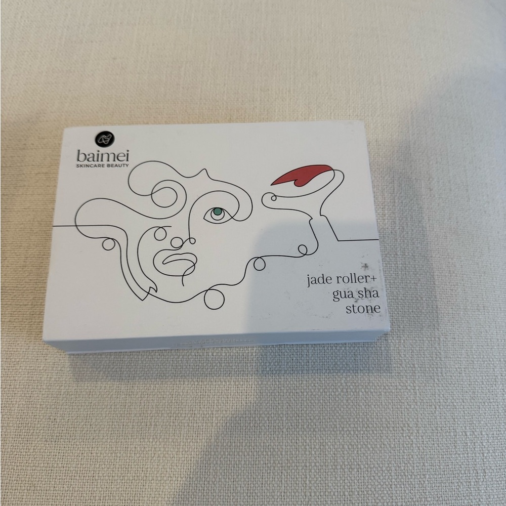 Baimei Jade Roller and Gua Sha Set